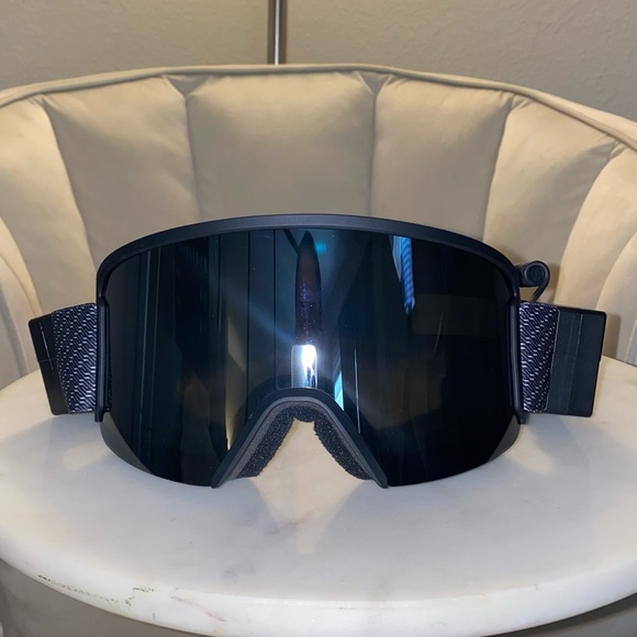 💎NWT: HEATED SKI GOGGLES TAETRONICS, Anti-Fog Lens, UV Full Protection SABLE - Picture 4 of 12